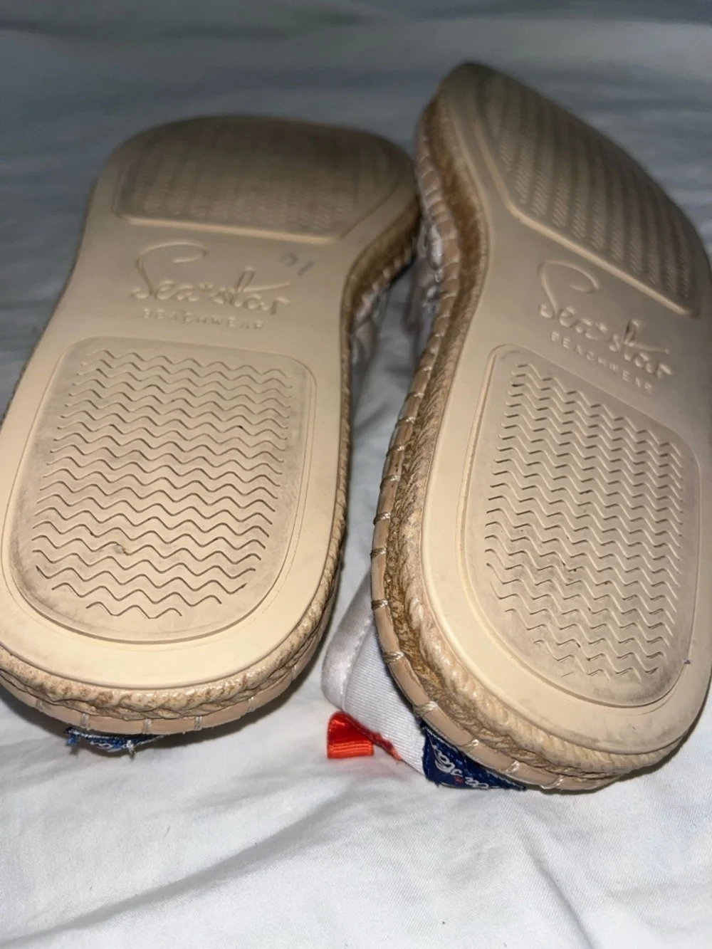 SeaStar Cream Patterned Women’s Espadrille Slip-On Flats size 9